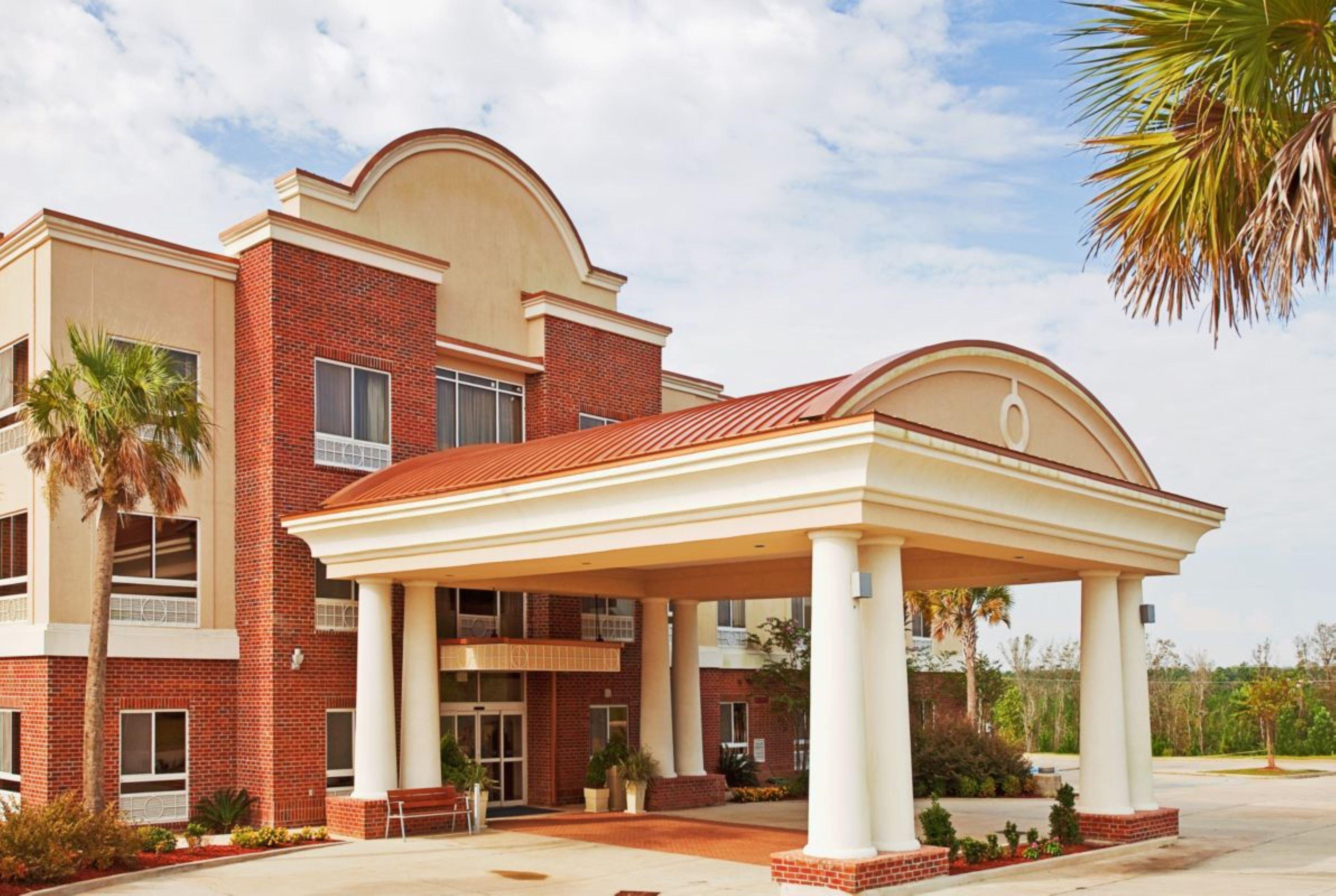 Holiday Inn Express Hotel & Suites Lucedale By Ihg Екстер'єр фото