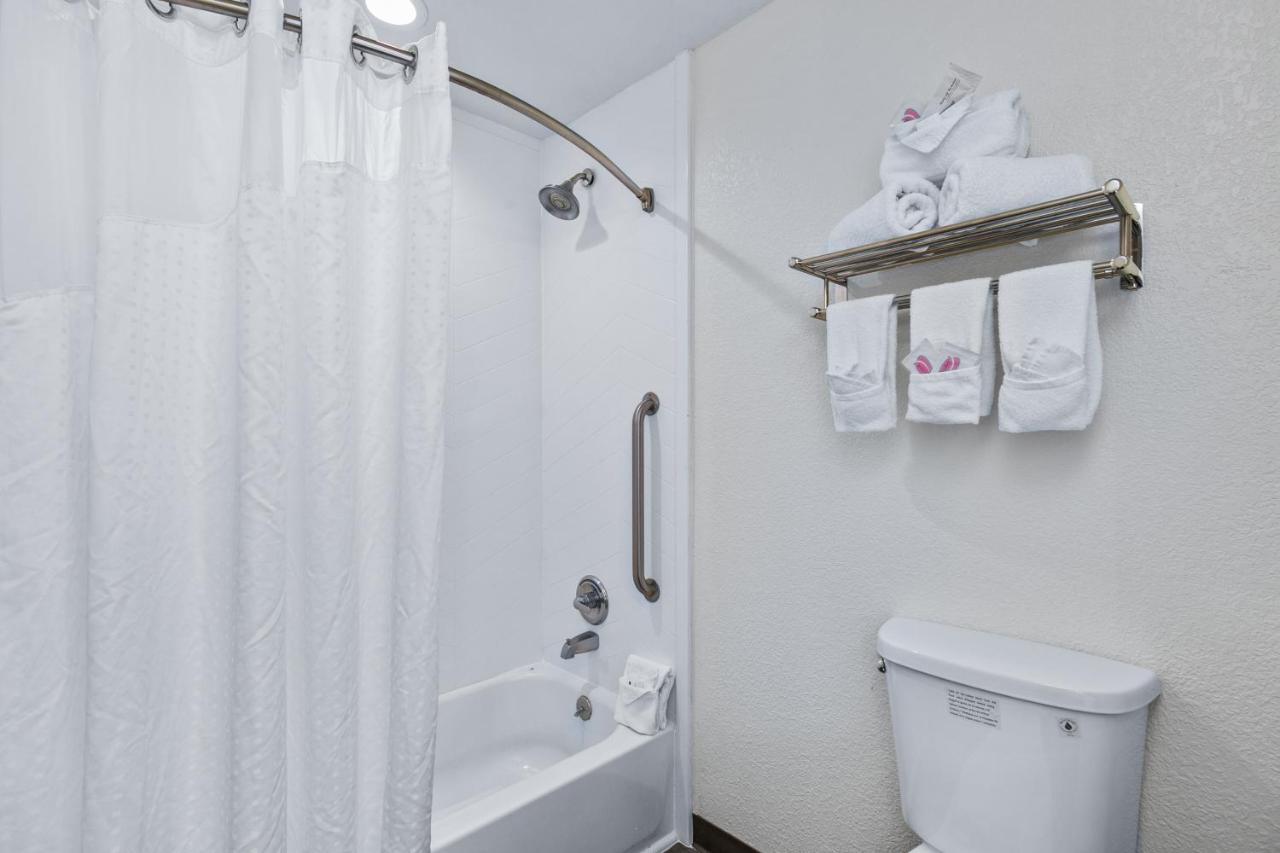 Holiday Inn Express Hotel & Suites Lucedale By Ihg Екстер'єр фото