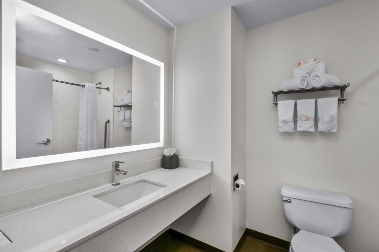 Holiday Inn Express Hotel & Suites Lucedale By Ihg Екстер'єр фото